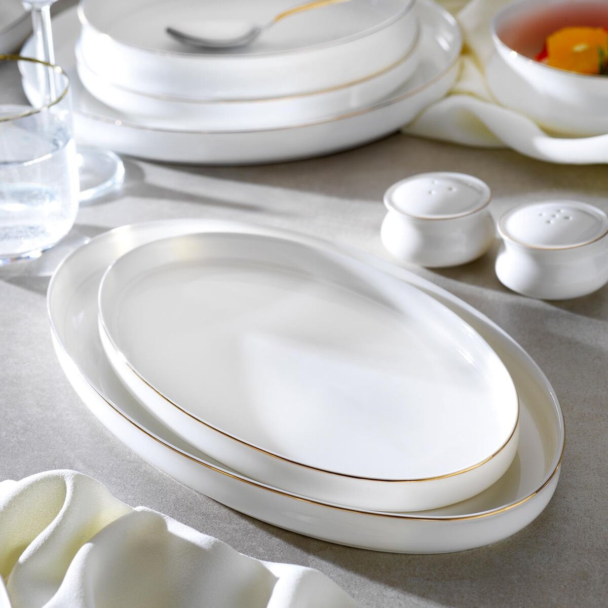 Gold-Rimmed Porcelain Serving Platter Set
